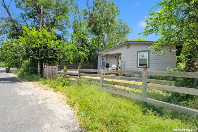 130 Orphan, San Antonio, TX 78202 - #2
