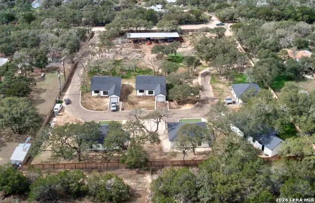 30652 Oakview Rd, Bulverde, TX 78163 - #1