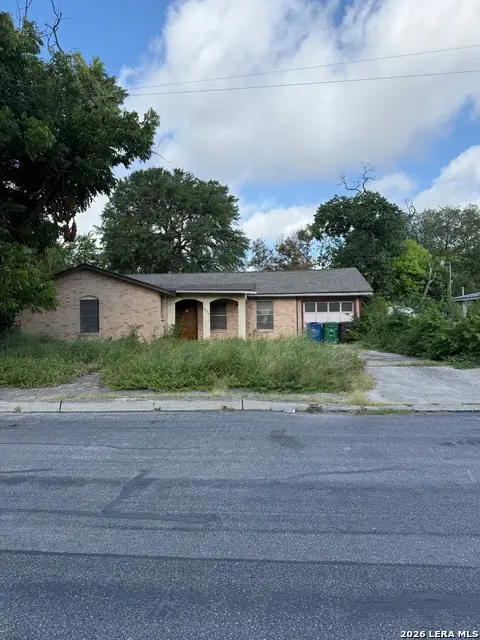 1625 N Olive, San Antonio, TX 78208