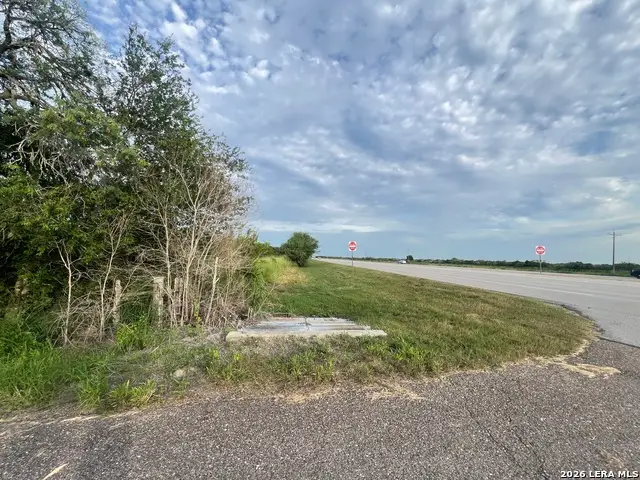 620 Cr, Skidmore, TX 78389 - #2