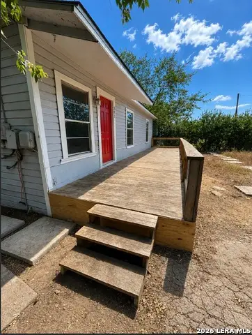 391 Dorie St, San Antonio, TX 78220 - #2