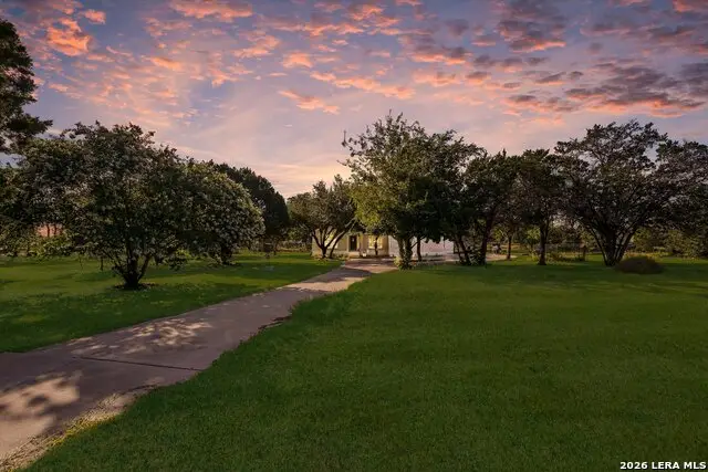 9460 Windwood Dr, Boerne, TX 78006 - #2