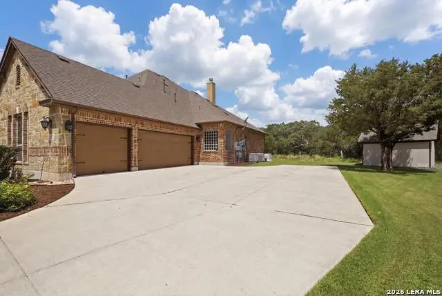 221 Allemania Dr, New Braunfels, TX 78132 - #3