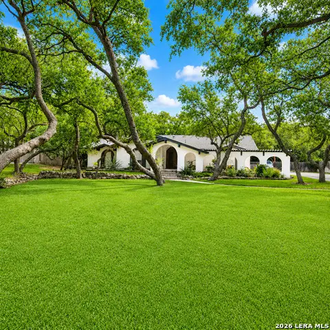 109 Honey Bee Ln, Shavano Park, TX 78231