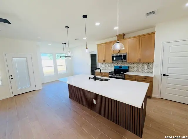 2205 Mesa Brk, Schertz, TX 78154 - #2