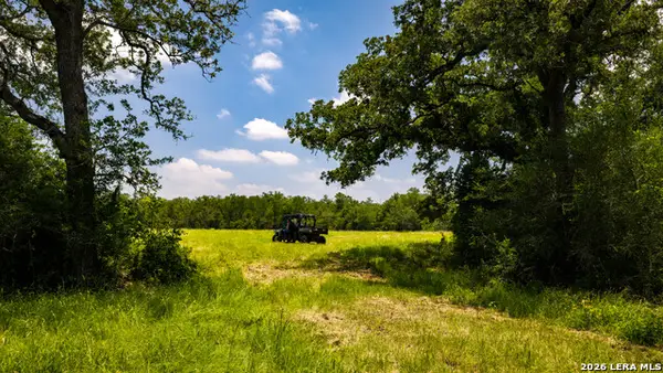275 Fm 1104, Kingsbury, TX 78638