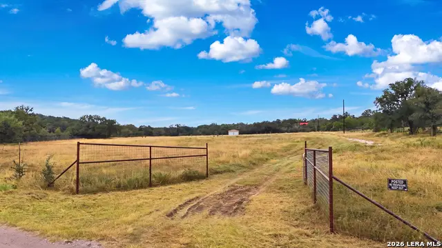 1400 Knoll Schwope Rd, Spring Branch, TX 78070 - #3