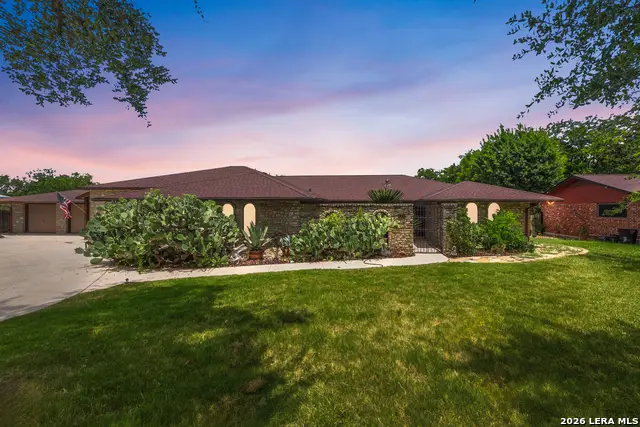 120 Lincoln, Schertz, TX 78154 - #1