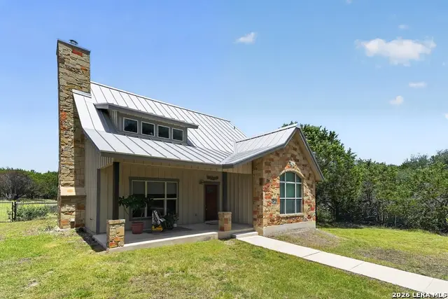 306 Saddle Mountain Dr., Boerne, TX 78006 - #2