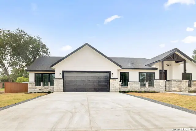 8220 Alton Blvd, Selma, TX 78154 - #2