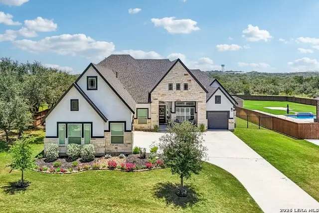 209 Englewood Ln, Castroville, TX 78009 - #2