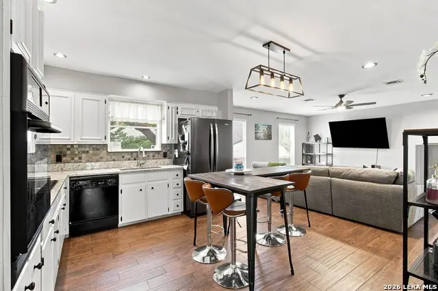 3803 Barrington St #3D, San Antonio, TX 78217 - #3