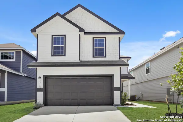 13632 Helton Pass, St Hedwig, TX 78152