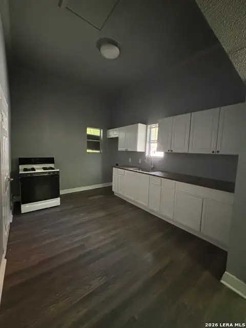 833 Kentucky, San Antonio, TX 78201 - #3