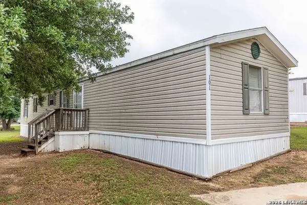 101 Coconut Palm, Schertz, TX 78154