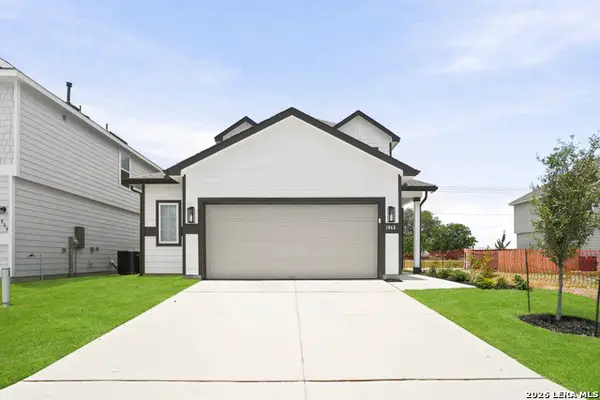 1943 Olivia Drive, New Braunfels, TX 78130