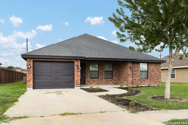 417 Jessica St, Mercedes, TX 78570 - #2