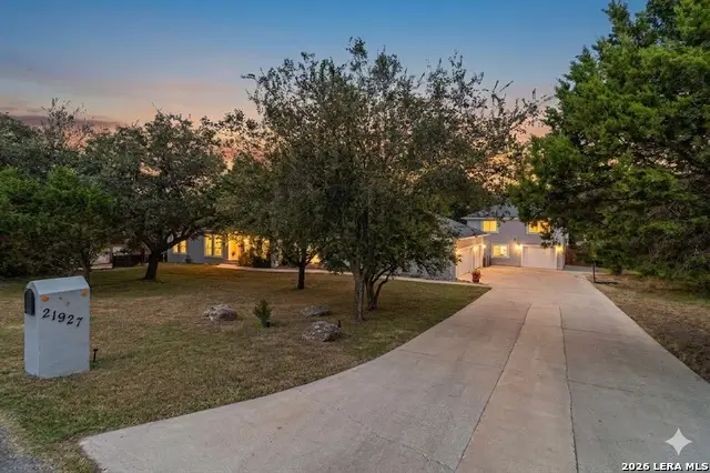 21927 Park View Dr, Garden Ridge, TX 78266 - #1