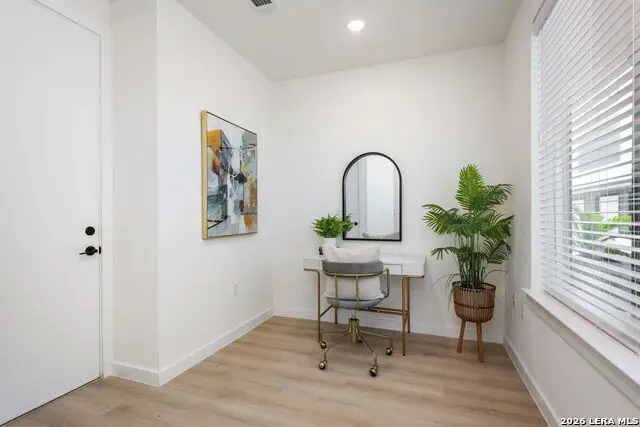 719 E Locust #3108, San Antonio, TX 78212 - #2