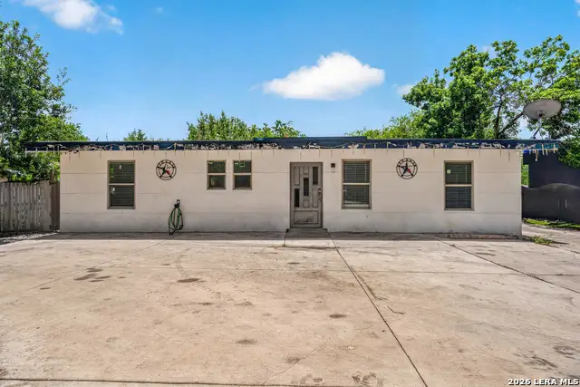 6134 Bright Valley Dr, San Antonio, TX 78242 - #1