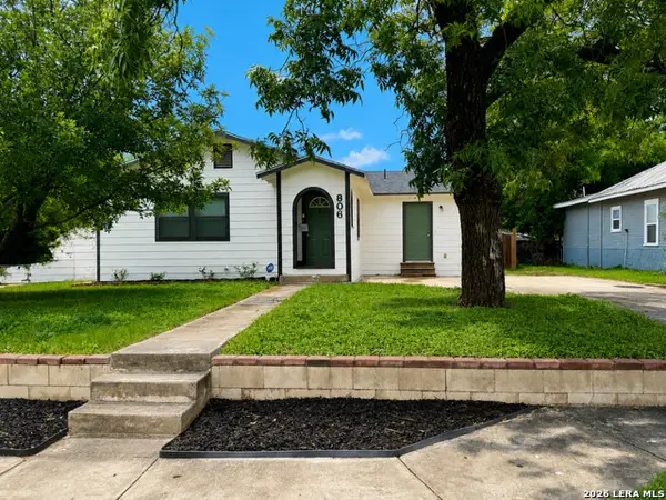 806 N Getty St, Uvalde, TX 78801