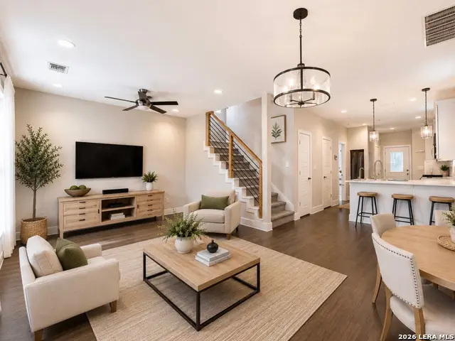 623 Saint Charles, San Antonio, TX 78202 - #3