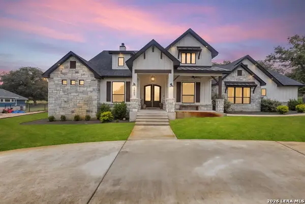 121 N Tranquility Dr, La Vernia, TX 78121