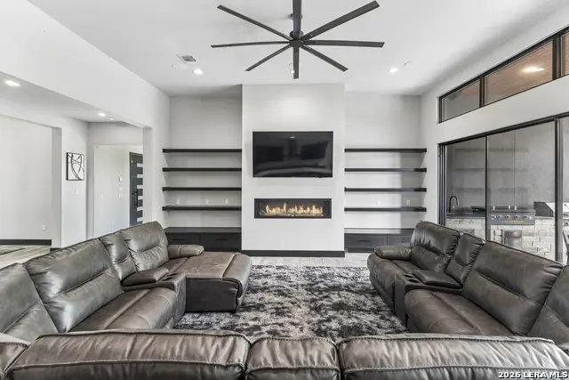 993 Jenny Leigh Trl, Bulverde, TX 78163 - #1
