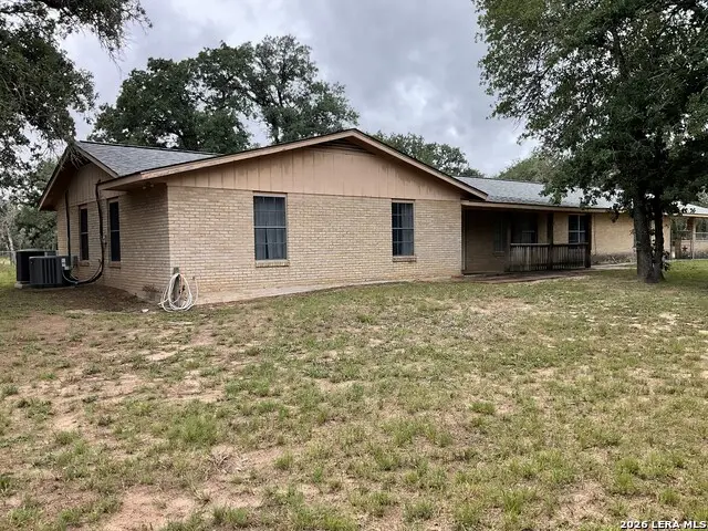 2043 Bentwood, Floresville, TX 78114 - #3
