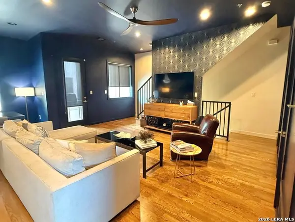1154 E Euclid Ave #1154, San Antonio, TX 78212