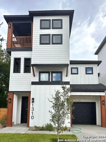 1310 S Mesquite St, San Antonio, TX 78210 - #1