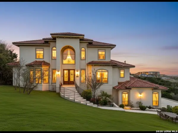8811 Monarchy Row, San Antonio, TX 78255