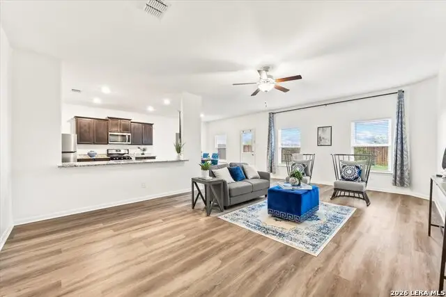 3947 Trail De Paris, New Braunfels, TX 78132 - #3