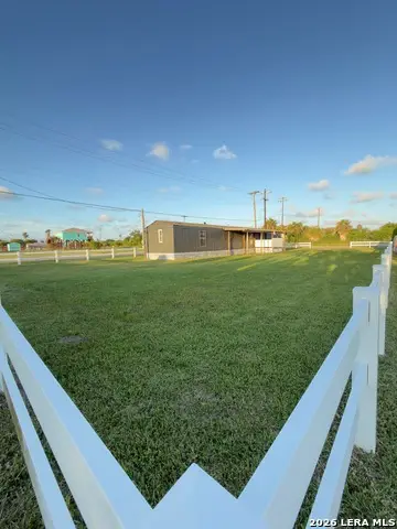 1106 S Euclid, Aransas Pass, TX 78336 - #1