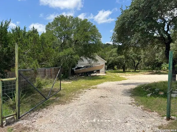 1589 Lonesome, Canyon Lake, TX 78133