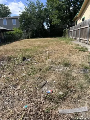 2012 Lyons St, San Antonio, TX 78207 - #1