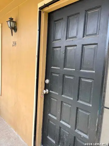 911 Vance Jackson #214, San Antonio, TX 78201 - #1