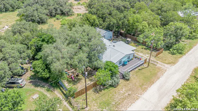 213 Bandera Dr, Bandera, TX 78003 - #2