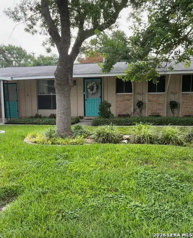 8306 Staton Dr, San Antonio, TX 78224