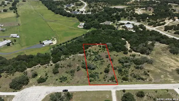 171 Lariat Trce, Bandera, TX 78003