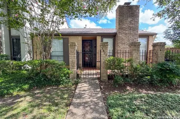 3828 Barrington St, San Antonio, TX 78217