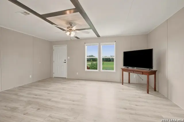 537 County Road 442, Hondo, TX 78861 - #2