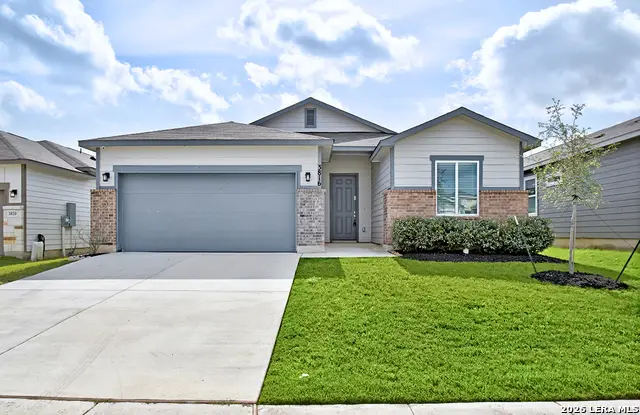 3816 Donald Dr, Seguin, TX 78155 - #1
