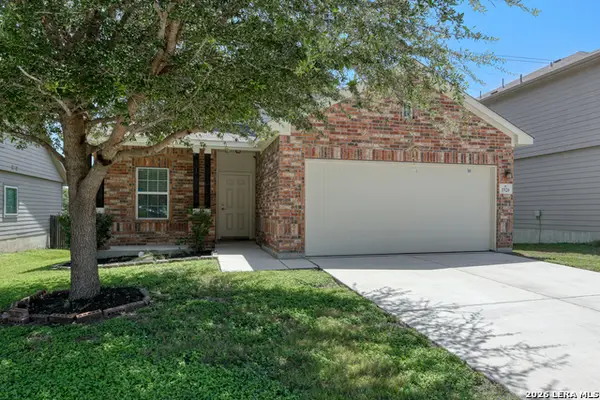 1926 Laurel Pathway, San Antonio, TX 78245