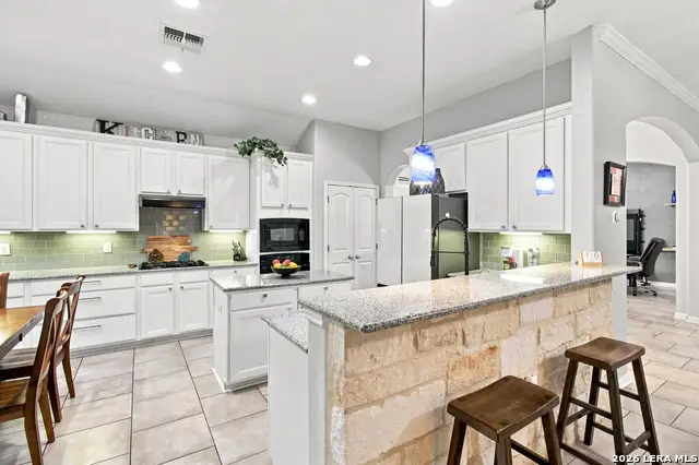 9646 Calmont Way, San Antonio, TX 78251 - #2