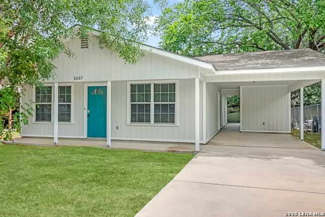 1037 N Guadalupe, Seguin, TX 78155 - #2
