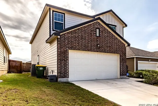13528 Lunar Lgt, Saint Hedwig, TX 78152 - #2