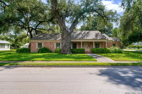 429 N High Street, Uvalde, TX 78801