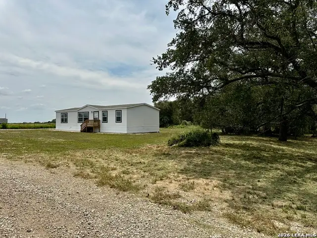 499 Holcombe Lane, Floresville, TX 78114 - #2
