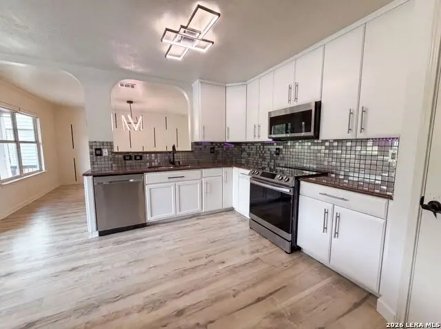 10602 Springwood Sq, Universal City, TX 78148 - #2
